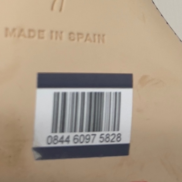 Good American size 7 sling back kitten heel - Picture 7 of 7